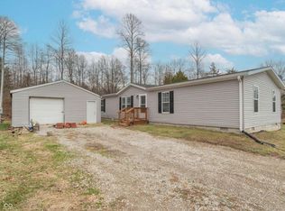 4518 Autumn Hills Dr, Spencer, IN 47460