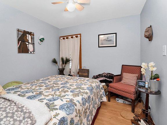 5th image of 2840 S Cicero Ave