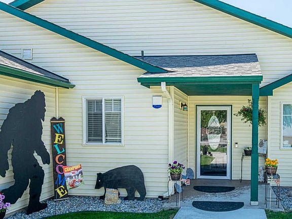 4th image of 8808 E Sugar Pine Ln
