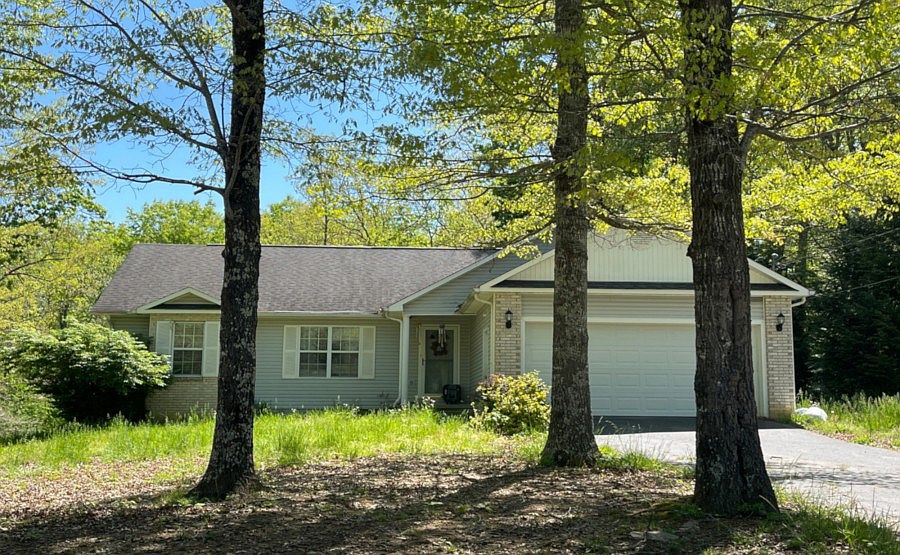 1st image of 84 Shield Cir