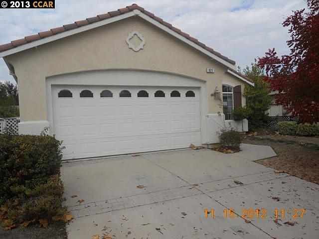 1st image of 921 Centennial Dr