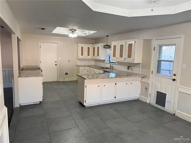 2714 N Blue Ridge Dr — Photo 8