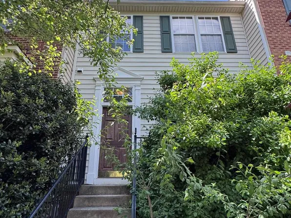 159 Riparian Ln, Ranson, WV 25438