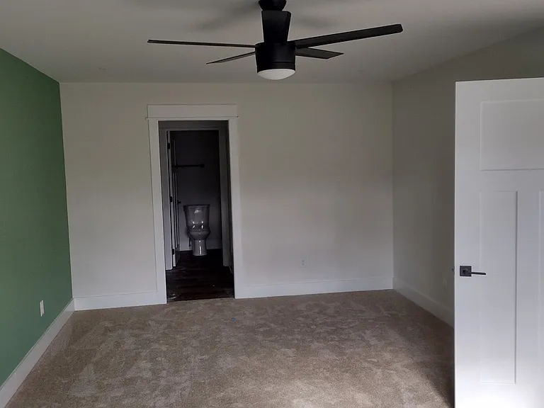 110 Woodview Ln — Photo 18