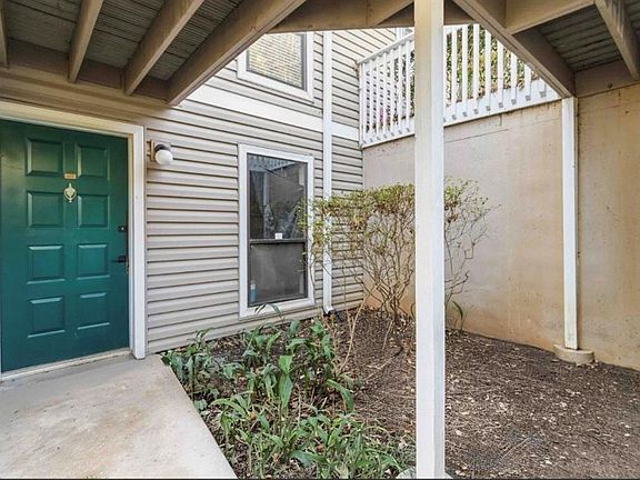 2nd image of 1105 Wynnes Ridge Cir SE