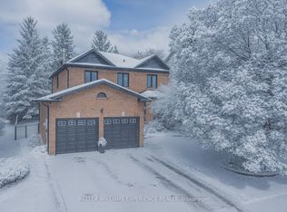 22 River Ridge Rd, Barrie, ON L4N7G2