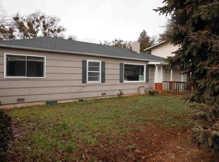 350 Highland Dr, Medford, OR