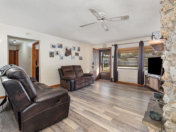 5th image of 6435 Eve St