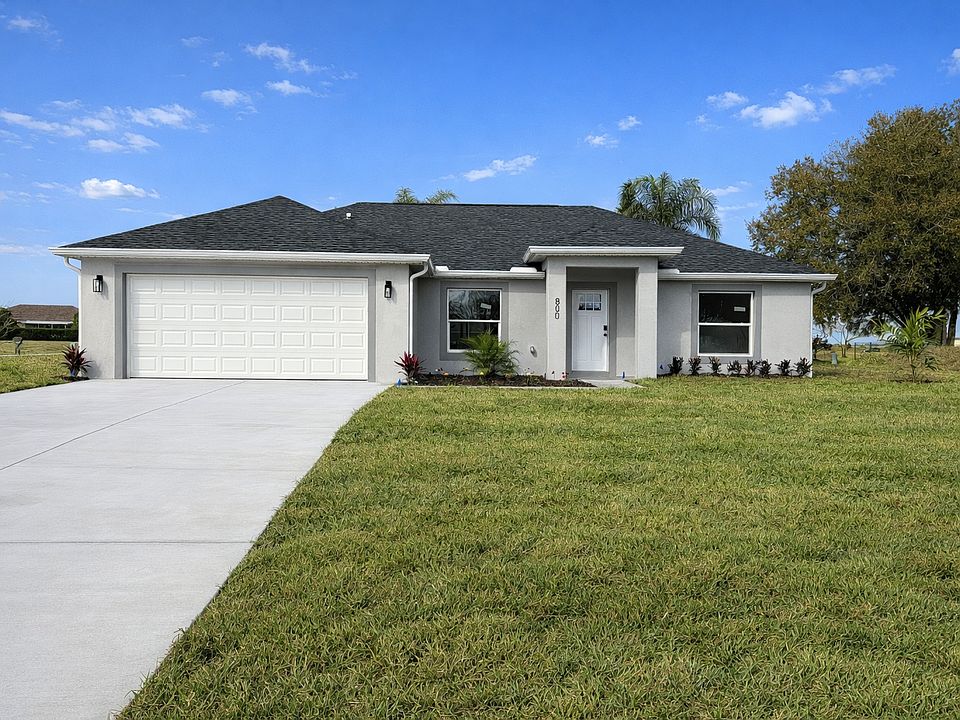 Exterior home front with a 2-car garage and fenced in backyard

Home for rent in Sebring, FL