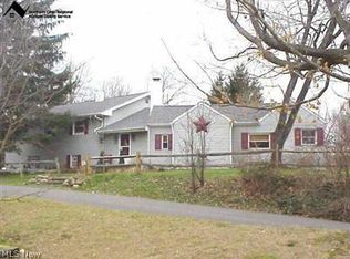 15400 Punderson Rd, Burton, OH 44021