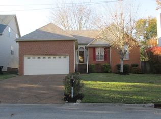 1124 Crestfield Dr, Nashville, TN 37211