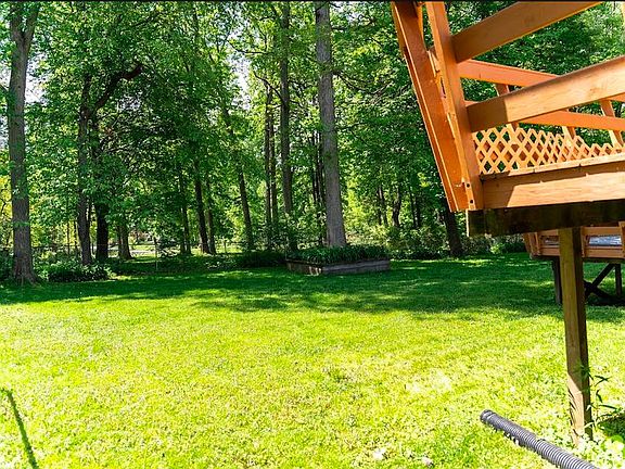 4th image of 369 Tanglewood Cir