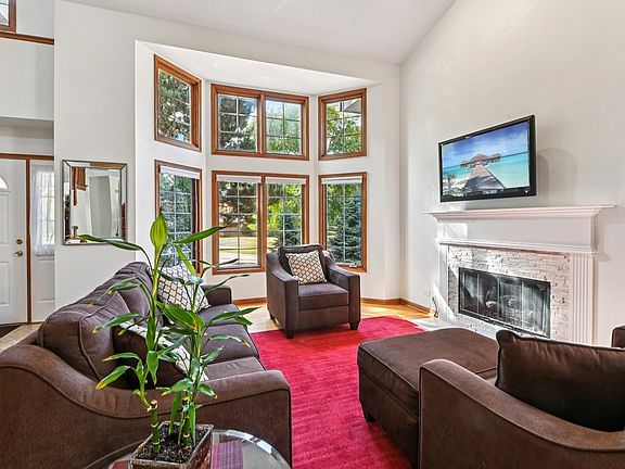 4th image of 8624 Kendall Ln
