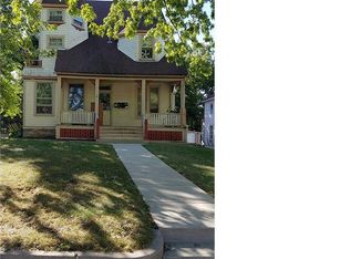 116 College St APT 2, Elgin, IL 60120