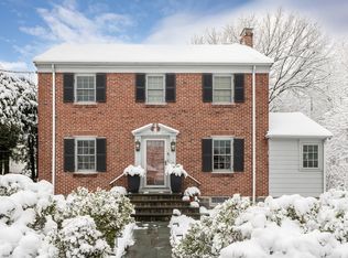 78 Howitt Rd, West Roxbury, MA 02132