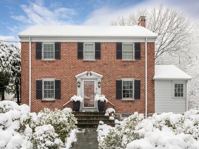78 Howitt Rd, West Roxbury, MA, 02132