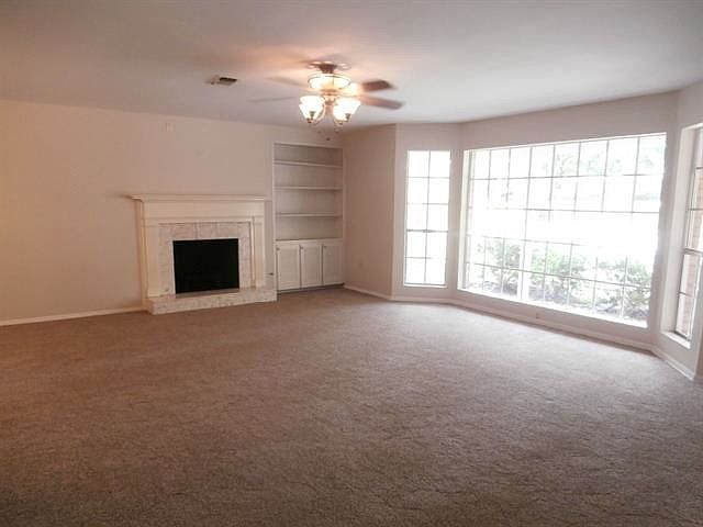 2nd image of 1204 Woodland Park Ave