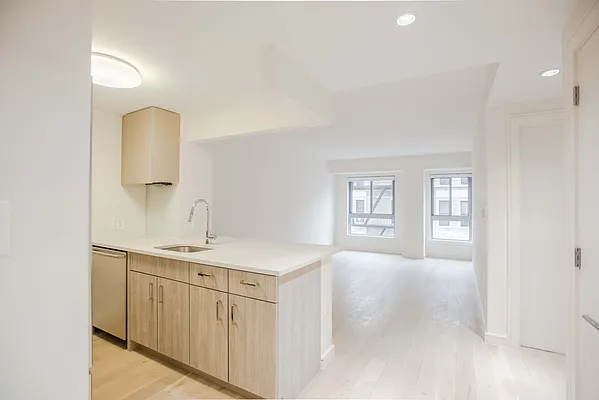 Rented by Compass | media 23