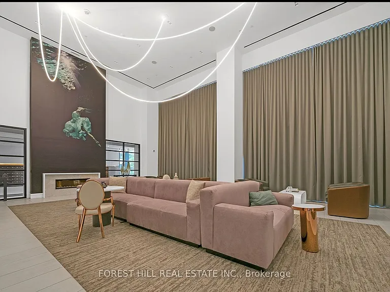 39 Roehampton Ave #3109 — Photo 4