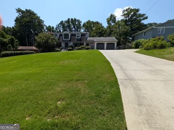 241 Angla Dr SE, Smyrna, GA 30082
