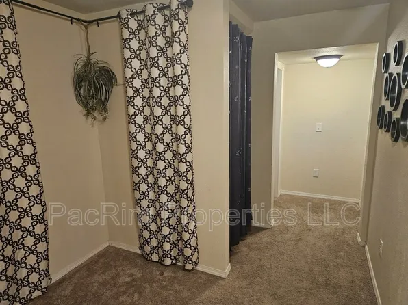 10270 Betula Dr, Anchorage, AK 99507
