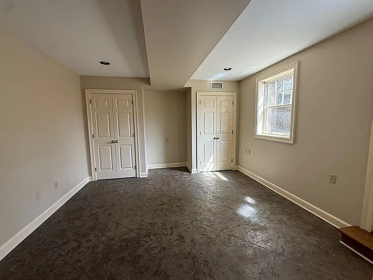 200 Ridgeway Dr — Photo 8