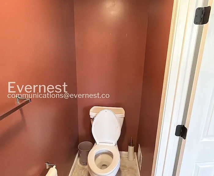 8348 Middle Ruddings Dr — Photo 12