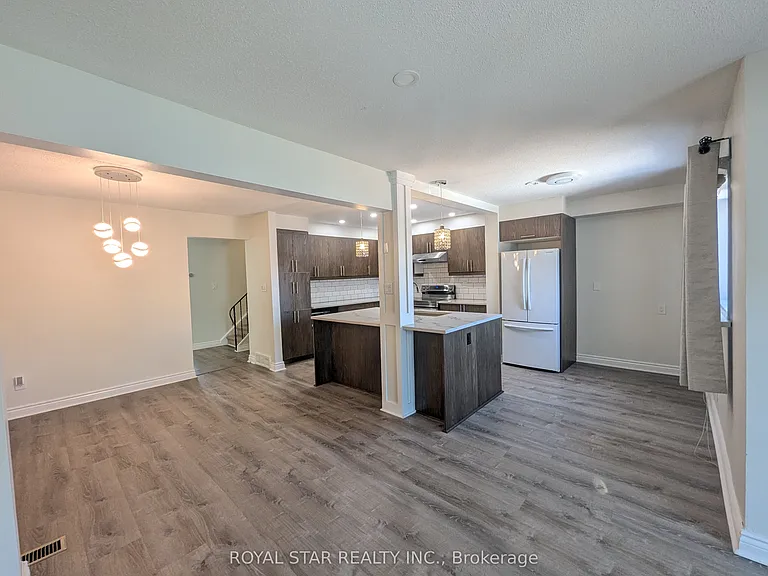 44 Winchester Dr — Photo 14