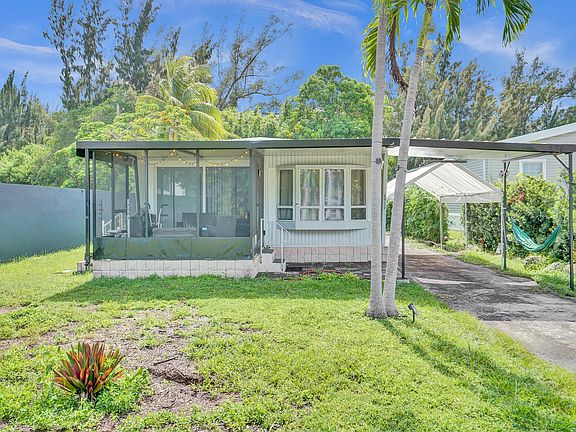 3rd image of 2930 SW 58th Court #2930