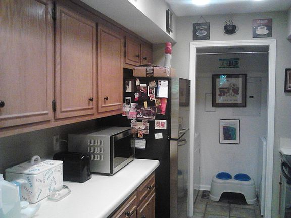 4th image of 235 Westfield Dr