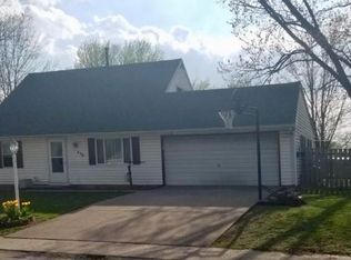 403 Westview Dr, Paris, IL 61944