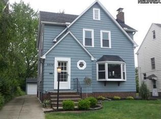 2239 Cranston Rd, University Heights, OH 44118