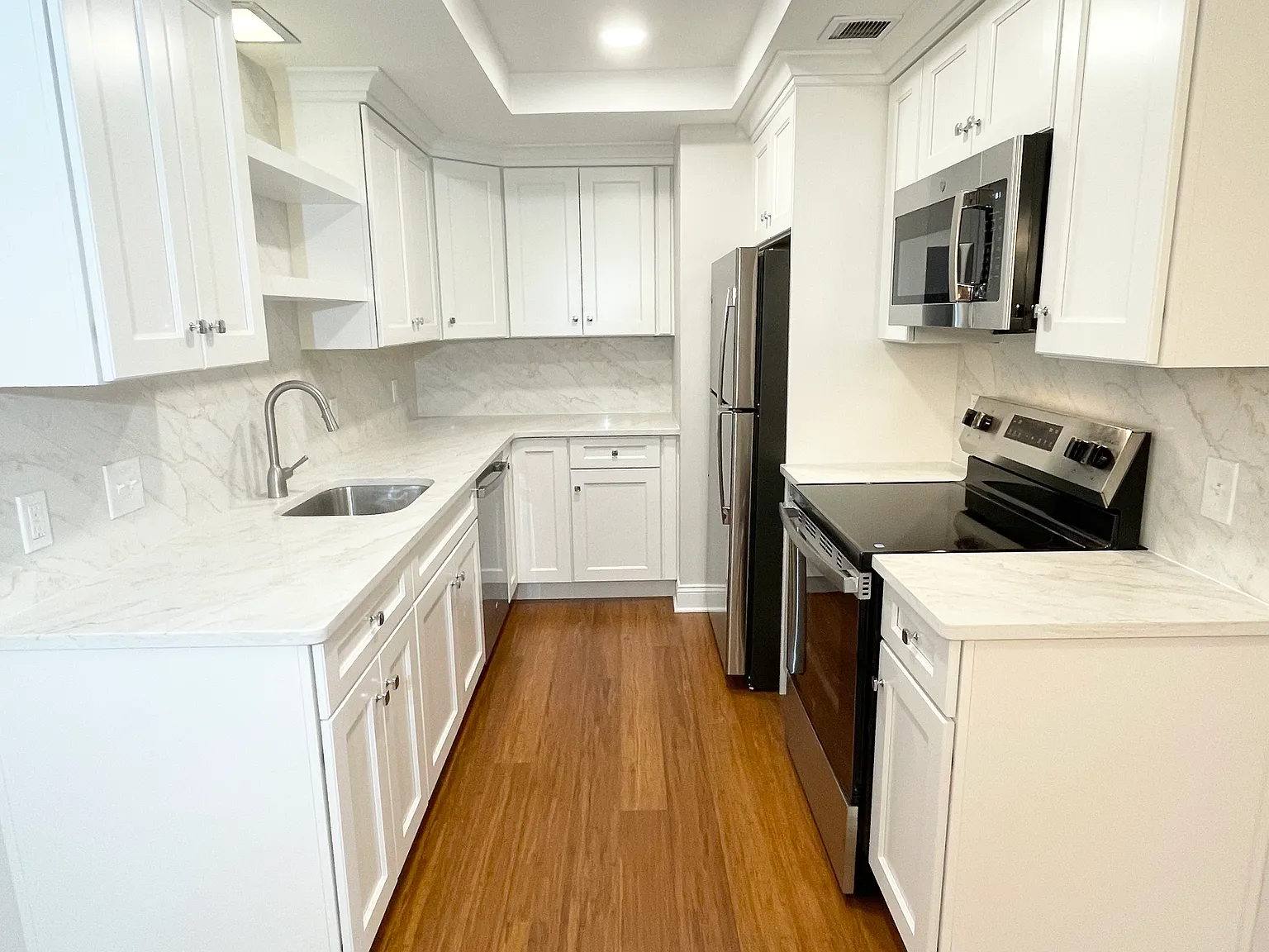 293B Sharon Way, Monroe Township — Photo 3