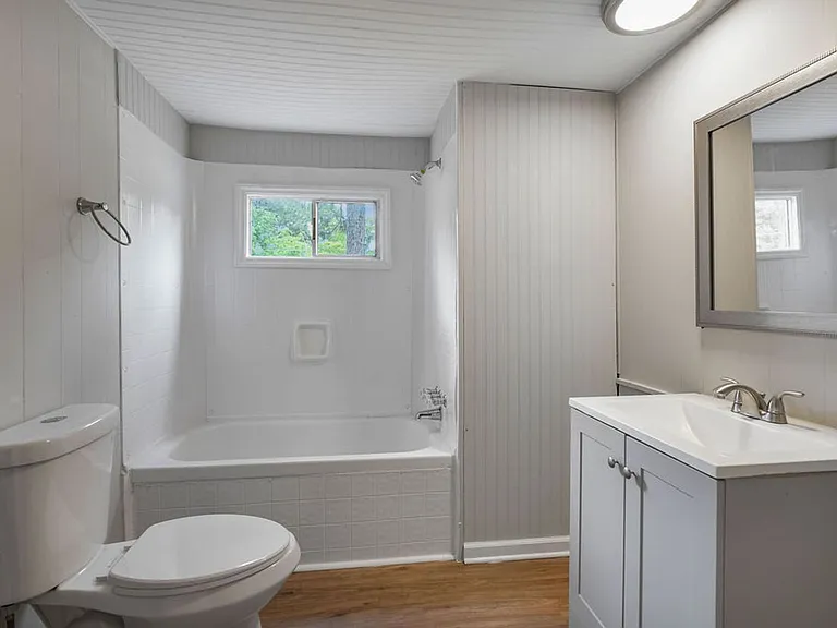 4404 Piedmont Ave — Photo 8