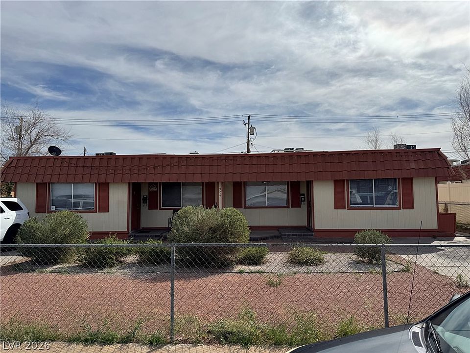 1st image of 204 Bruce Way