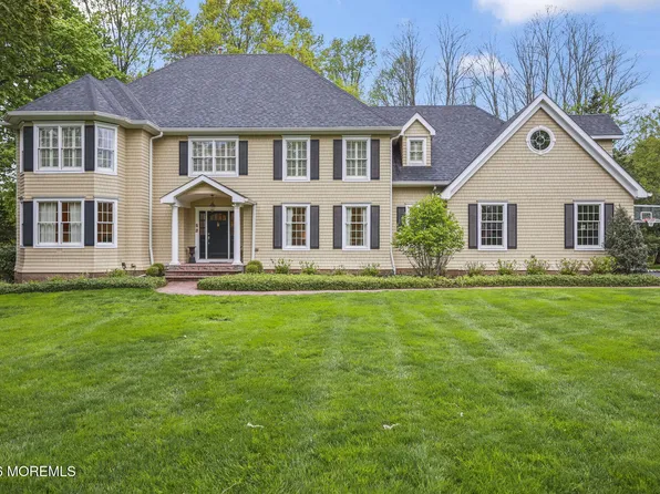 89 N Mitchell Place, Little Silver, NJ 07739