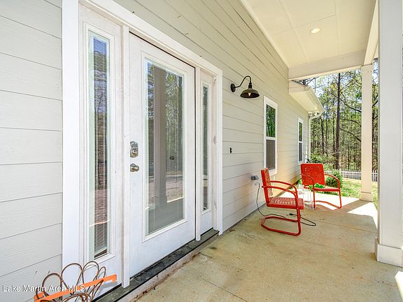 3rd image of 70 Warrior Ln