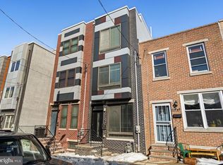 2051 Fernon St, Philadelphia, PA 19145