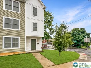 32 W Clark St, Hellertown, PA 18055