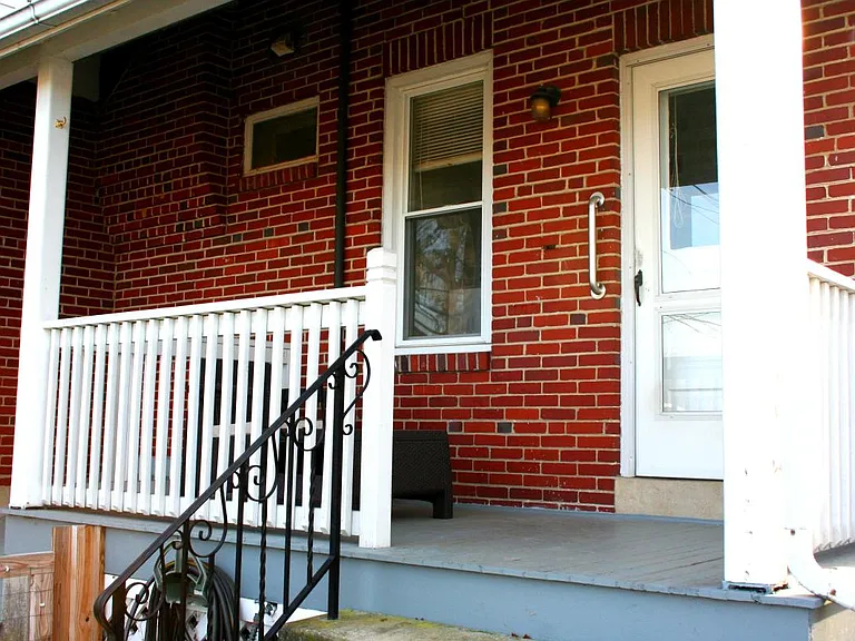 117 W Walnut St #1 — Photo 7