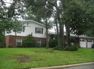 341 Oakridge Cir, Biloxi, MS 39531