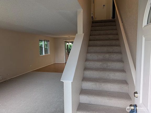 4th image of 12627 48th Ave NE #2