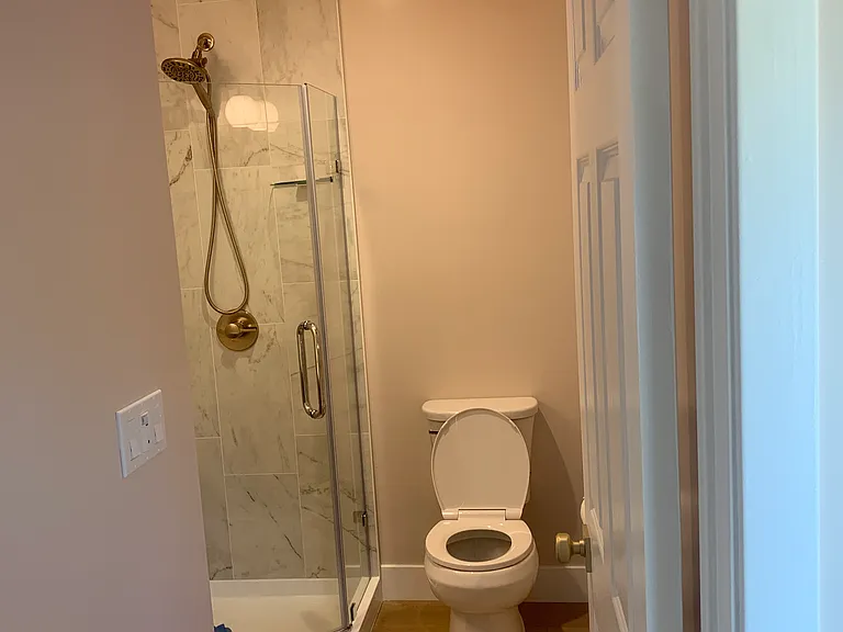 110 Fairview Dr #B — Photo 8