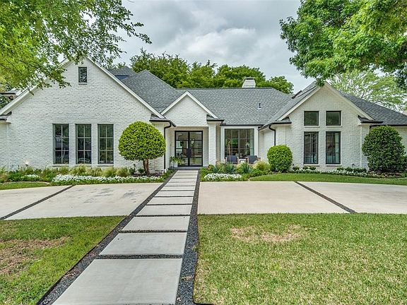 2nd image of 3553 Golfing Green Dr