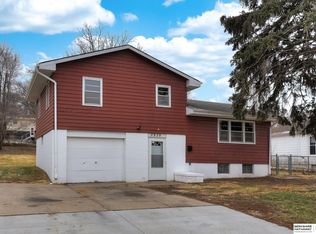 3939 N 56th St, Omaha, NE 68104