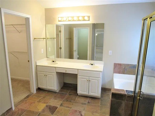 4812 Devonhurst Way — Photo 16
