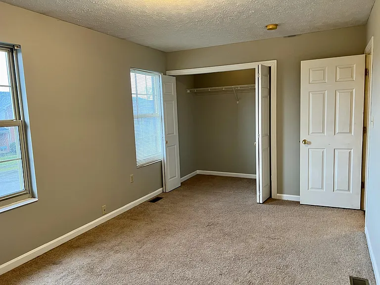 110 Woods Trl #4 — Photo 21
