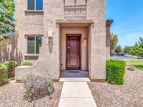 4th image of 3671 E HICKORY Lane