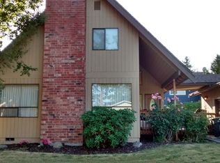 825 38th St, Bellingham, WA 98229
