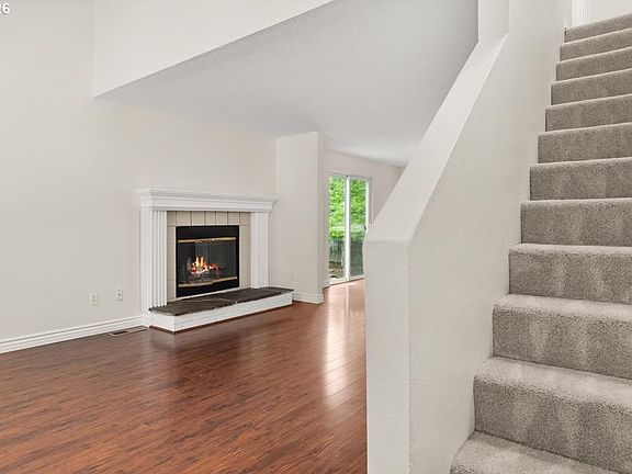 5th image of 8125 SW Pine St